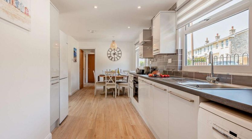 Photo of 3 Bed in West Lulworth