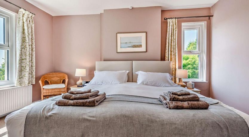 Photo of 3 Bed in Gwernogle