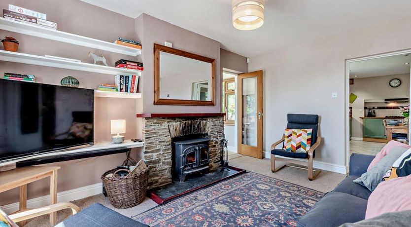 Photo of 3 Bed in Gwernogle