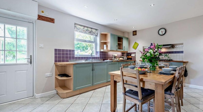 Photo of 3 Bed in Gwernogle