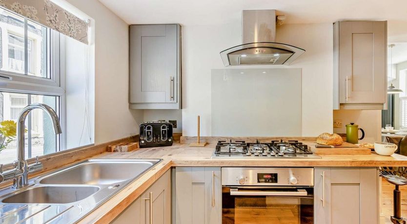 Photo of 3 Bed in Aberdovey