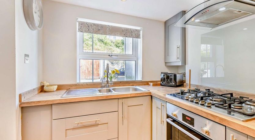 Photo of 3 Bed in Aberdovey