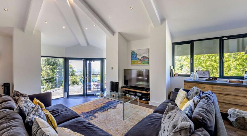 Photo of 4 Bed in Llandyrnog