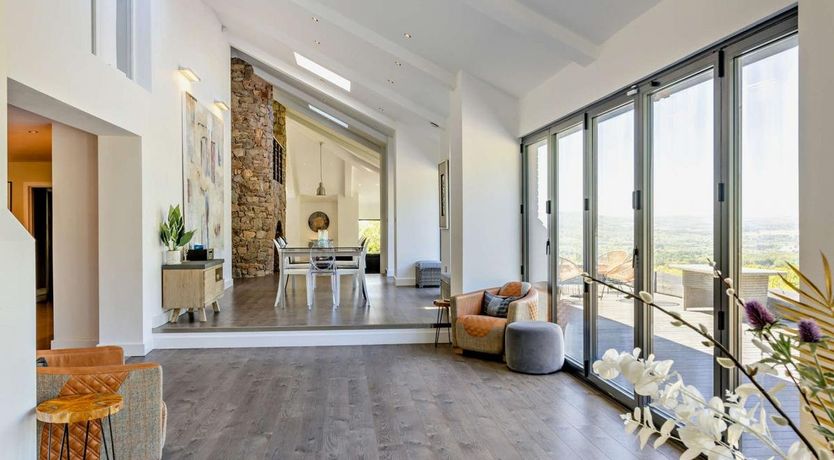 Photo of 4 Bed in Llandyrnog