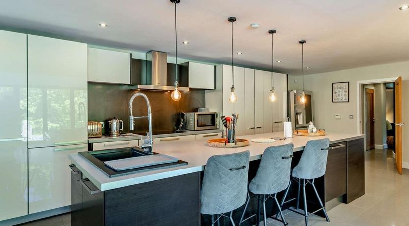 Photo of 4 Bed in Llandyrnog