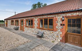 Photo of 3 Bed in Horningtoft