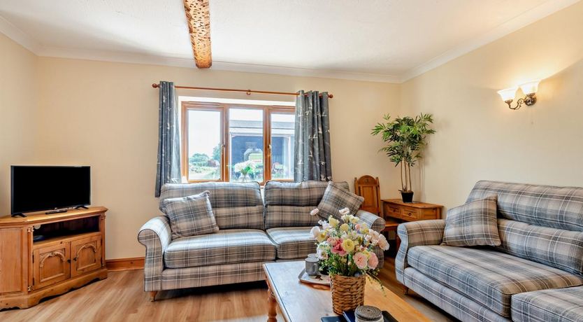 Photo of 3 Bed in Horningtoft