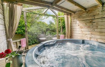 1 Bed in Lamorna Holiday Cottage