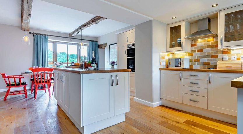 Photo of 4 Bed in Crosby Garrett