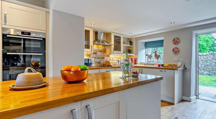 Photo of 4 Bed in Crosby Garrett