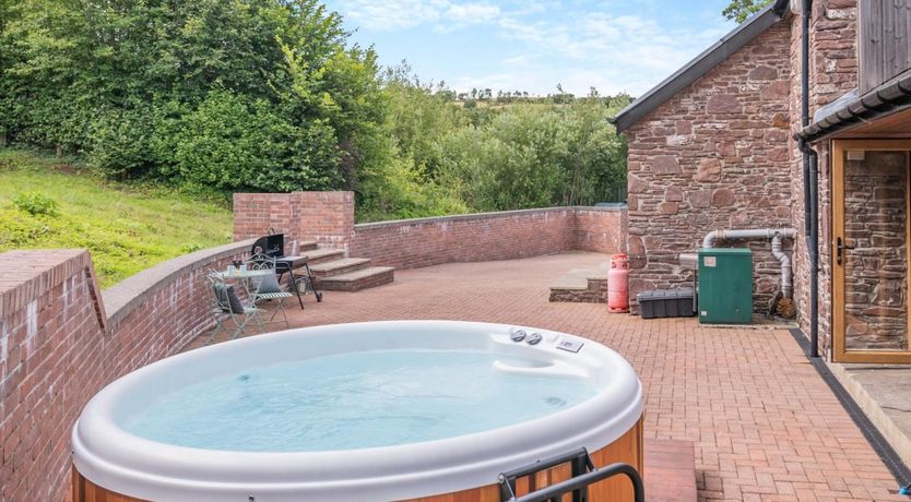 Photo of 3 Bed in Brecon