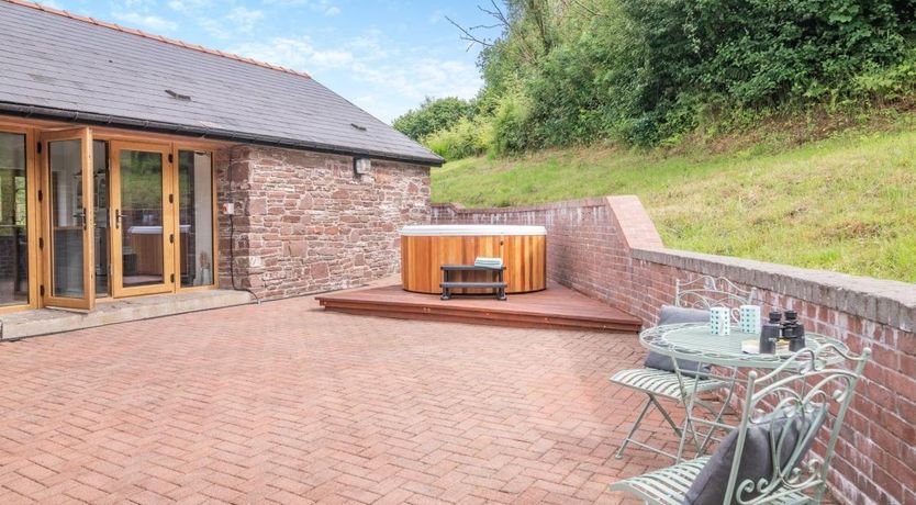 Photo of in Brecon (92320)