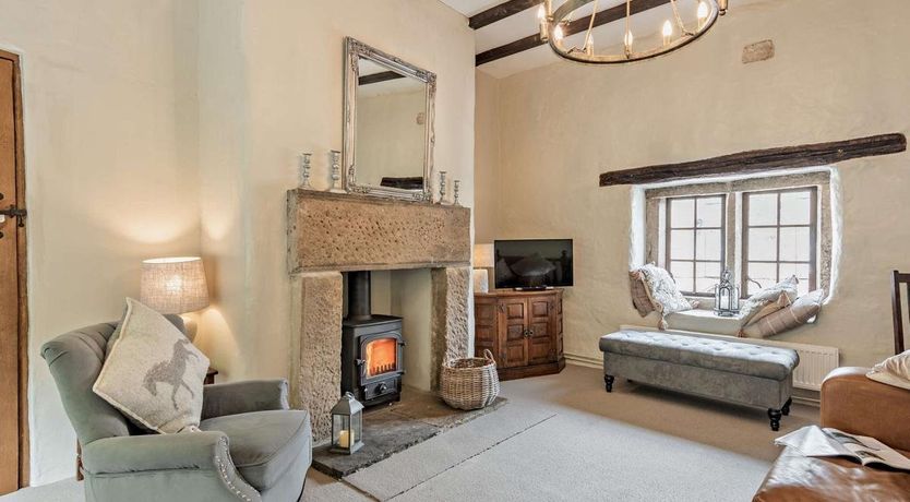 Photo of 2 Bed in Winster