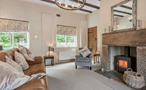 Photo of in Winster (92458)