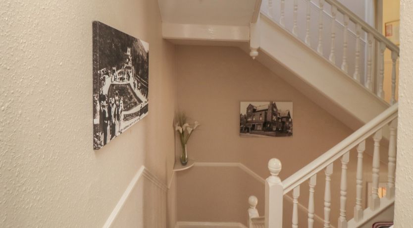 Photo of Lonsdale Villa