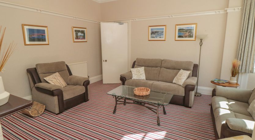 Photo of Lonsdale Villa