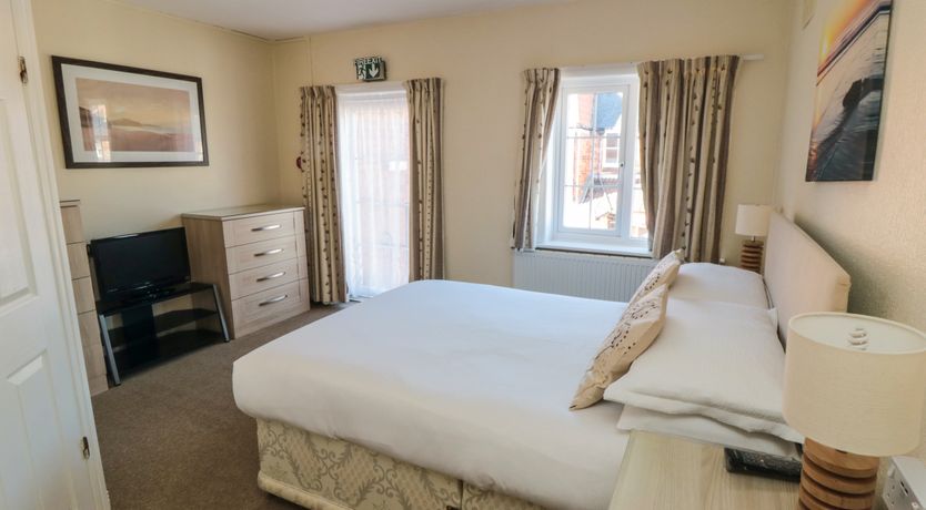 Photo of Lonsdale Villa