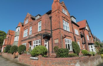 Lonsdale Villa Villa