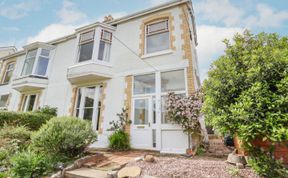 Photo of 18 Ffordd Tanrallt