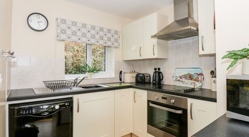 Photo of 11 The Dell