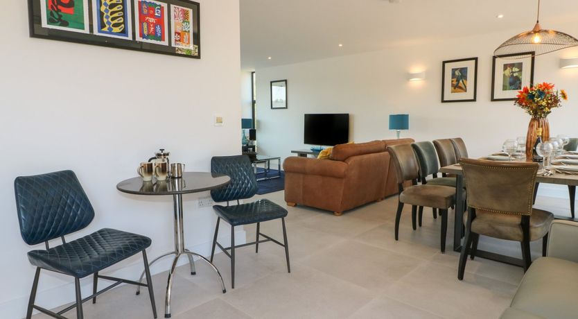 Photo of Oakwood House