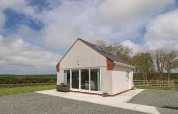 Bwthyn Cae'r Efail Holiday Home