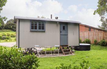 Godrevy Shepherds Hut Holiday Cottage