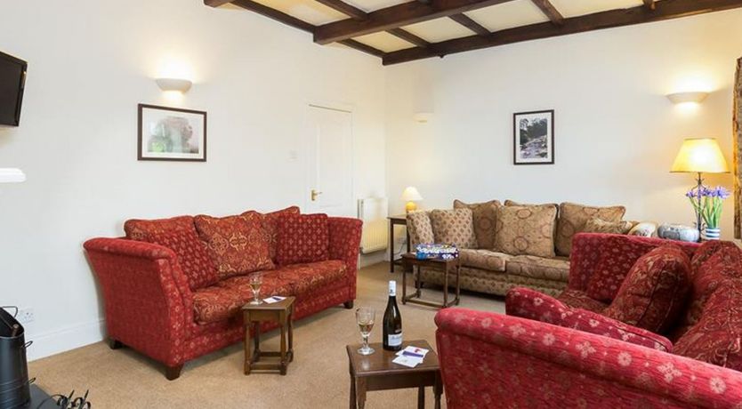 Photo of 2 Hart Head Barn