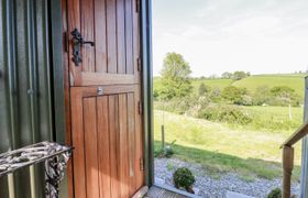 Photo of puddle-duck-shepherds-hut