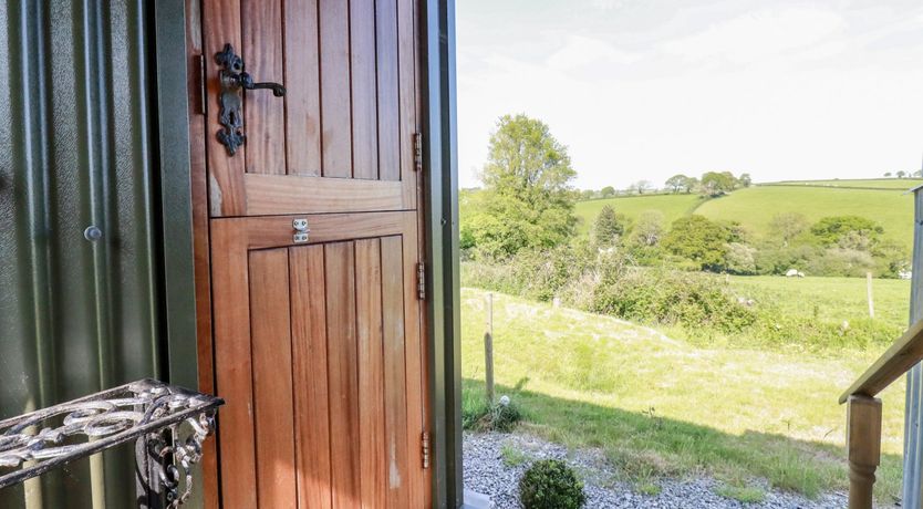 Photo of Puddle Duck Shepherds Hut