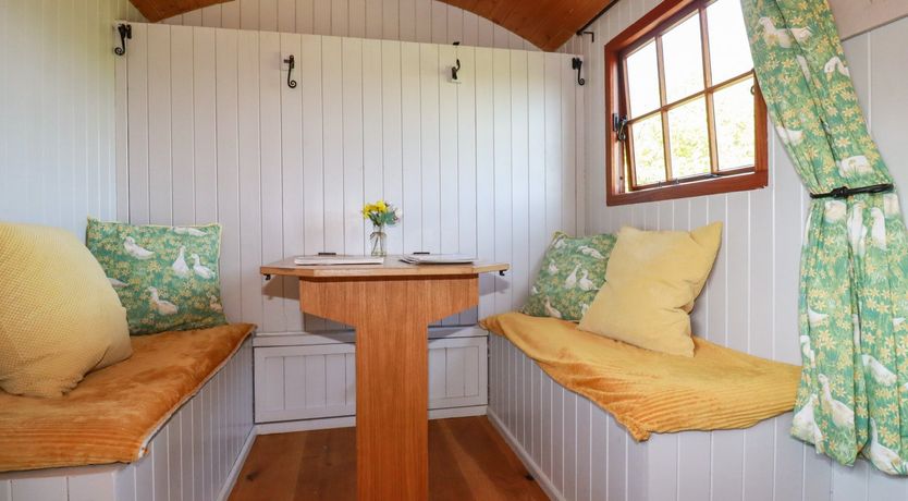 Photo of Puddle Duck Shepherds Hut