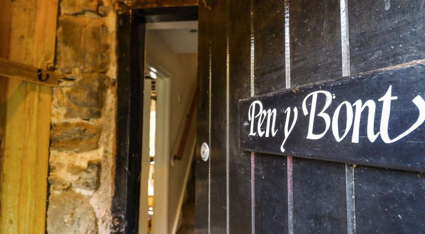 Photo of Pen y Bont