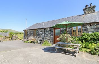 Bodnant Holiday Cottage