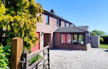 Yewtree House Holiday Cottage