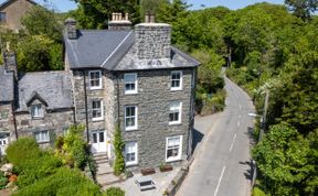 Photo of Gwynfryn House