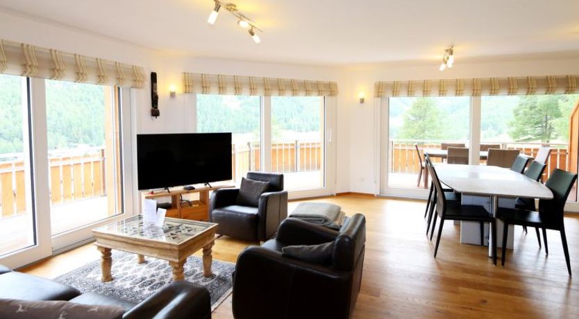 Photo of Hollywood 3