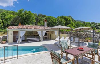 Lucija Holiday Home