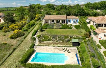 Le Rossignol Holiday Home