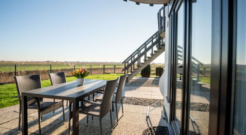 Photo of Giuliott with parking and shared pool Apartment 7