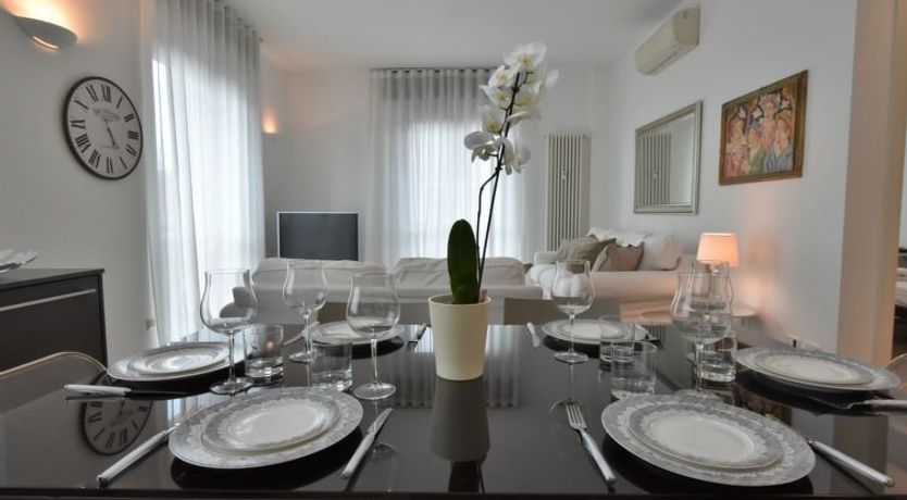 Photo of Corso Genova Apartment