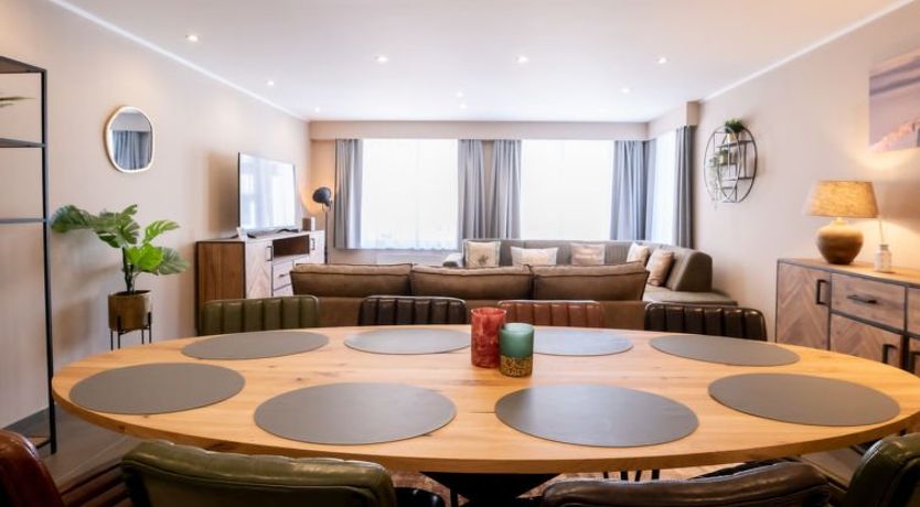 Photo of Philemon with parking