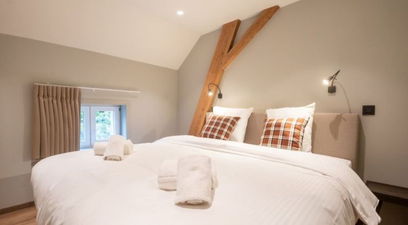 Photo of Huyze Ter Bercken with swimming pond