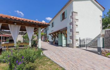 Villa Nicolara Holiday Home