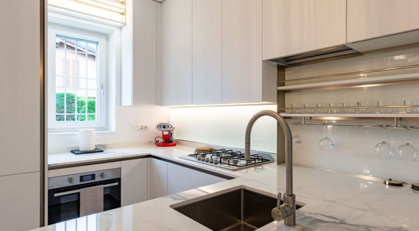 Photo of Luxury House