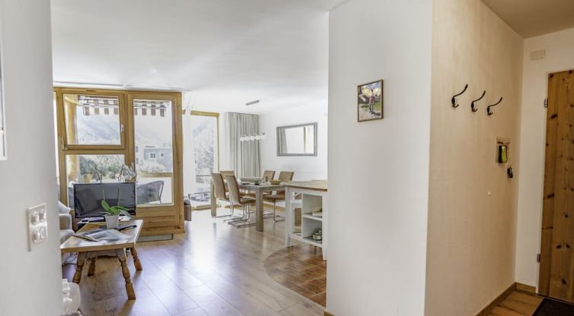 Photo of Chesa Piz Cotschen 3 Apartment 3