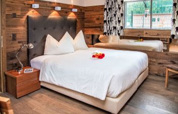Chesa Piz Mezdi - St. Moritz Holiday Home