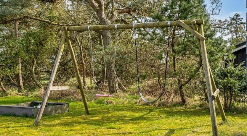 Photo of "Richardine" - 850m from the sea