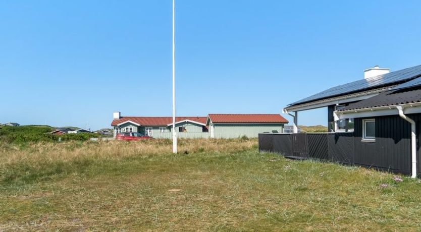 Photo of "Ralf" - 300m from the sea