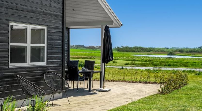 Photo of "Sinica" - 1.4km from the sea