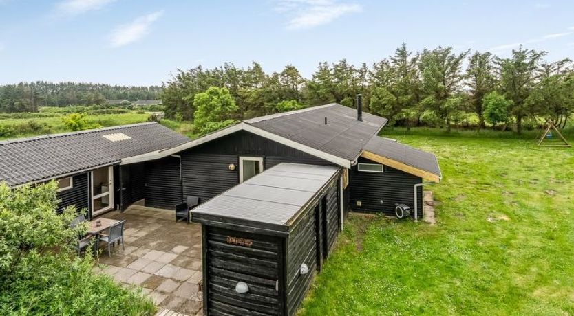 Photo of "Herma" - 300m from the sea